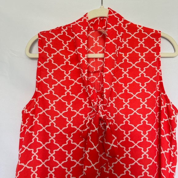 Tacera Bright Coral and White geo print sleevless top - Picture 2 of 9